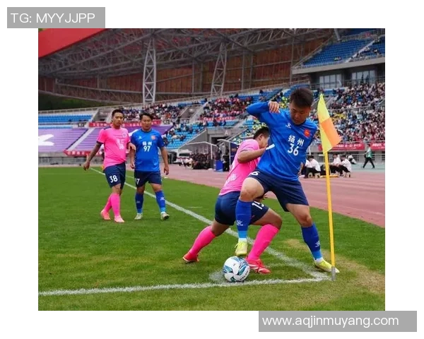 无锡约足球:畅享绿色草坪上的激情与友谊,打造城市足球新风尚 无锡约足球:畅享绿色草坪上的激情与友谊,打造城市足球新风尚